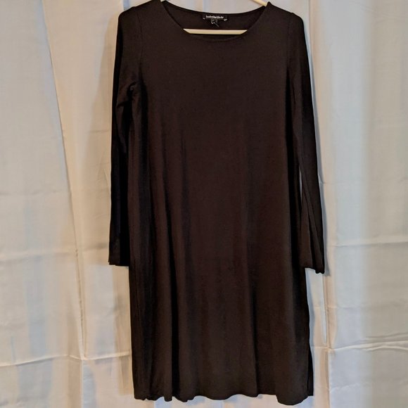 Isabella Oliver Sabina Maternity Dress (Black) - Picture 2 of 7